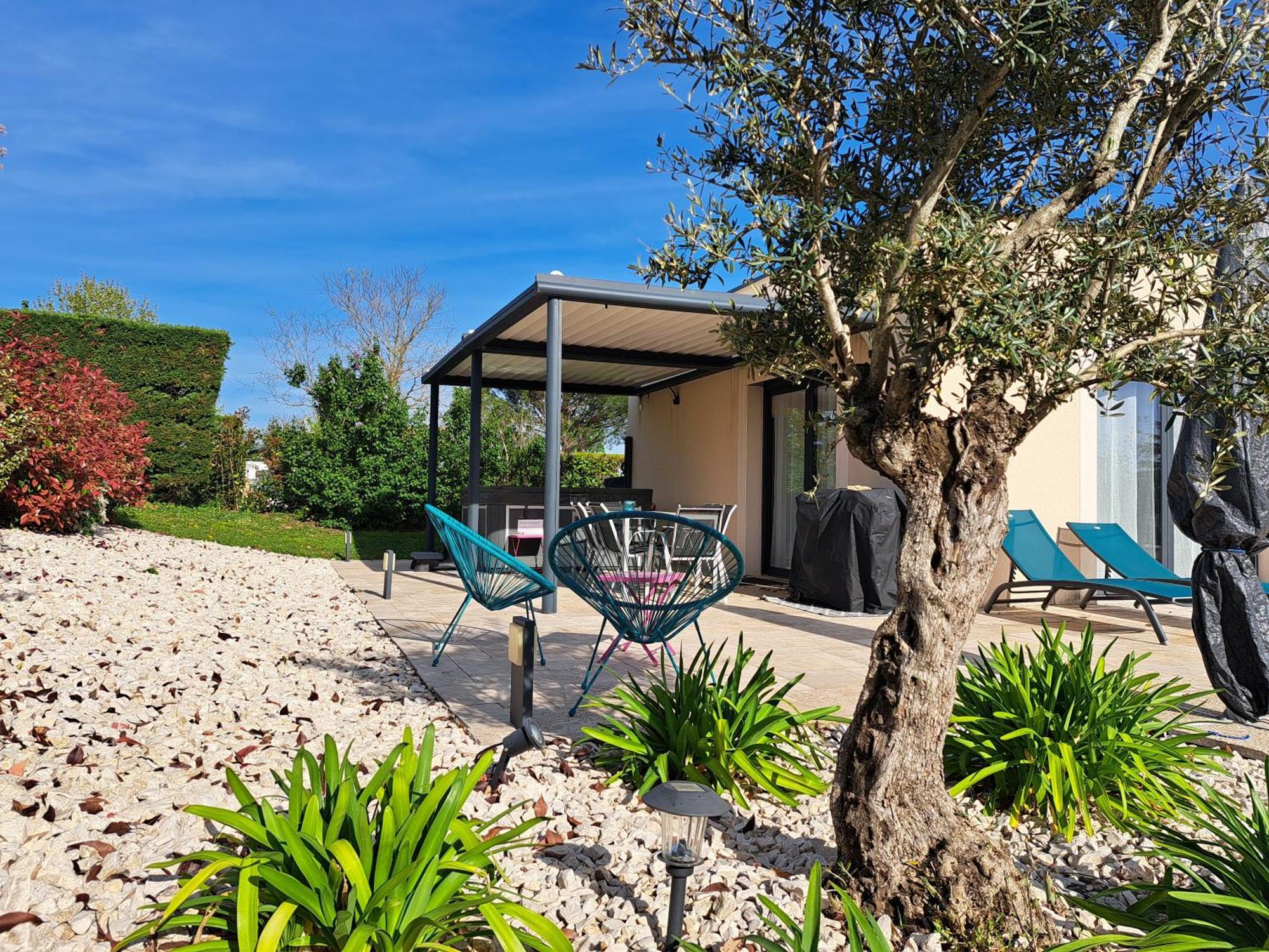 Villa Drome Jacuzzi La Maison D'A Cote Chatuzange-le-Goubet Экстерьер фото